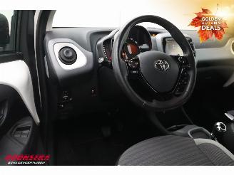 Toyota Aygo 1.0 VVT-i x-play Automaat Airco Camera Bluetooth 18.414 km!! picture 12
