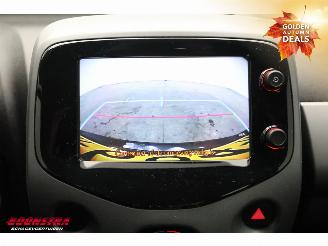 Toyota Aygo 1.0 VVT-i x-play Automaat Airco Camera Bluetooth 18.414 km!! picture 15