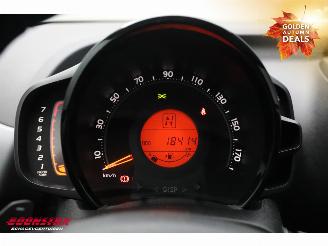 Toyota Aygo 1.0 VVT-i x-play Automaat Airco Camera Bluetooth 18.414 km!! picture 14