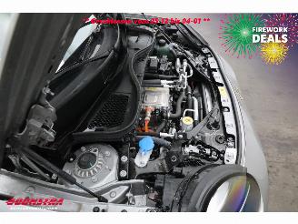 Mini Cooper SE Electric 54.2 kWh 218 PK LED Navi Cruise Camera picture 7