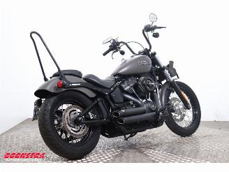 Harley-Davidson  FXBB Street Bob Vance Hines picture 3