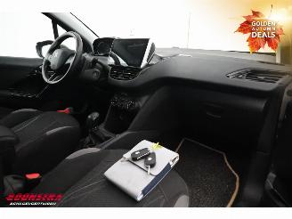 Peugeot 208 1.4 VTi Allure Airco Cruise AHK picture 11