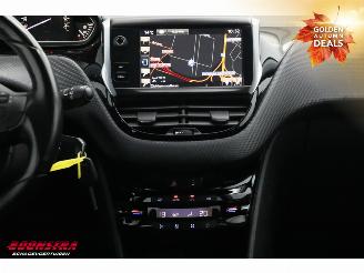 Peugeot 2008 1.2 PureTech Access Navi Clima Cruise PDC AHK 118.838 km! picture 7