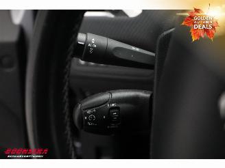 Peugeot 2008 1.2 PureTech Access Navi Clima Cruise PDC AHK 118.838 km! picture 13