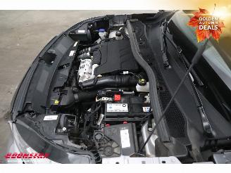 Peugeot 2008 1.2 PureTech Active Bluetooth Airco Cruise PDC 47.563 km! picture 9