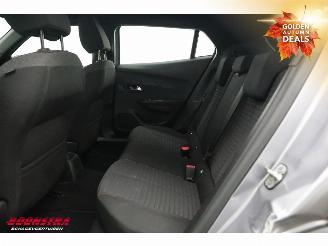 Peugeot 2008 1.2 PureTech Active Bluetooth Airco Cruise PDC 47.563 km! picture 20