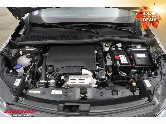 Peugeot 2008 1.2 PureTech Active Bluetooth Airco Cruise PDC 47.563 km! picture 8