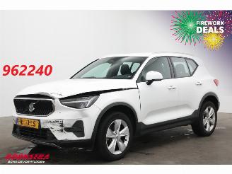 skadebil auto Volvo XC40 2.0 B3 Core Navi Clima Carplay Sportzetels 2022/10
