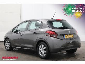 Peugeot 208 1.2 PureT. Signature Navi Camera Carplay Airco Cruise picture 4