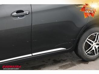 Toyota Verso S 1.3 VVT-i Aspiration Pano Navi Clima Orig NL. 81.374km! picture 11