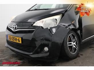 Toyota Verso S 1.3 VVT-i Aspiration Pano Navi Clima Orig NL. 81.374km! picture 9