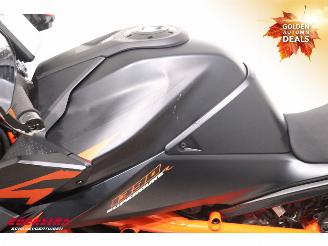 KTM  1390 SuperDuke R Akrapovic LED Cruise picture 11