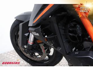 KTM  1390 SuperDuke R Akrapovic LED Cruise picture 16