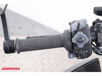 KTM  1390 SuperDuke R Akrapovic LED Cruise picture 22