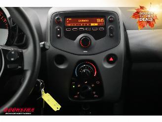 Peugeot 108 1.0 e-VTi Active Airco 5-Drs Orig NL. picture 10