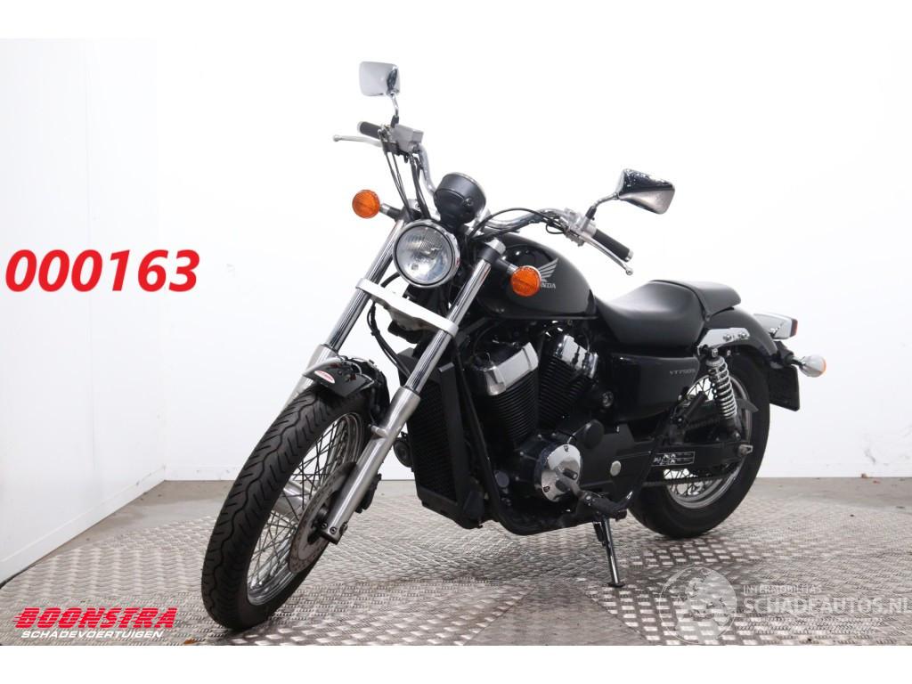Honda VT 750 S Shadow 24.5493 km!