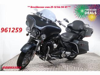 skadebil motor Harley-Davidson  110 FLHTCUSE CVO Ultra Classic 110 Years Ed. Radio Cruise LED ABS 2013/1