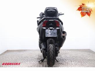 Yamaha  T-Max 530 Black Max Akrapovic picture 8