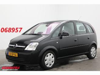 damaged passenger cars Opel Meriva 1.6-16V Automaat Enjoy Navi Clima Cruise 86.800 km! 2005/11