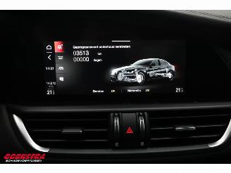 Alfa Romeo Giulia 2.9 V6 Quadrifoglio 520 PK Facelift! Carbon ACC LED Camera H/K 11.487 km! picture 26