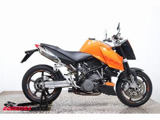 KTM  990 SuperDuke +Paddock stand +extra uitlaat +extra spiegelset picture 7