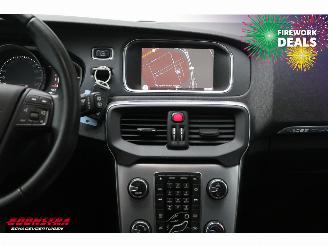 Volvo V-40 Cross Country 2.0 D2 Aut. Kinetic Navi Airco Cruise picture 7