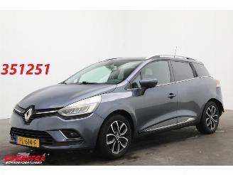 Schadeauto Renault Clio Grandtour Estate 0.9 TCe Intens LED Navi Clima Cruise PDC AHK 109.478 km! 2016/10