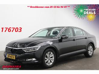 Voiture accidenté Volkswagen Passat 1.4 TSI DSG Comfortline LED ACC Navi Clima PDC 151.000 km! 2018/6