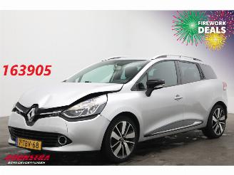 krockskadad bil auto Renault Clio Estate 0.9 TCe Dynamique Navi Airco Cruise PDC 2014/2