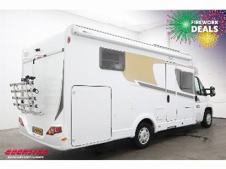 Carado  T 448 Capron 2.3 130 PK Automaat Fransbed Schotel Hefbed Zonnepaneel Airco Cruise picture 3