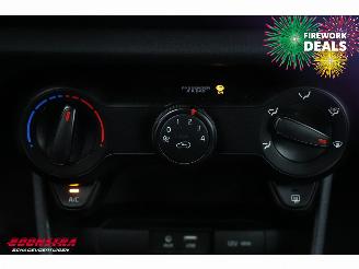 Kia Picanto 1.0 CVVT EconomyPlusLine Bluetooth Airco 94.616 km! picture 17