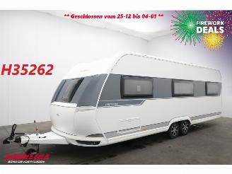 skadebil caravan Hobby  650 Prestige Luifel Rondzit Douche Oven BY 2017 2017/2