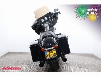 Harley-Davidson  103 FLHX Street Glide 103 FLHX Street Glide ABS LED Cruise Radio picture 8