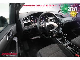 Volkswagen Touran 1.6 TDI VAN Navi Clima Cruise SHZ PDC AHK 143.757 km! picture 20
