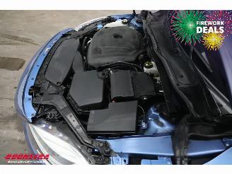 Volvo V-40 1.5 T3 Aut. R-Design LED H/K Leder Navi Clima Cruise Camera SHZ PDC AHK picture 9