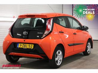 Toyota Aygo 1.0 VVT-i x-cite Airco Cruise Camera Bluetooth 93.010 km! picture 3