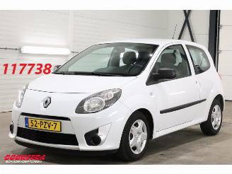 Gebrauchtwagen PKW Renault Twingo 1.5 dCi Authentique Radio/CD AHK 2011/4