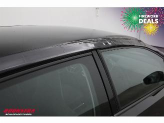 Volkswagen Up! 1.0 Clima Cruise SHZ PDC Camera 87.467 km! picture 12