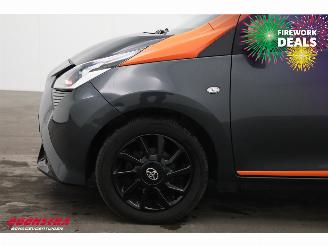 Toyota Aygo 1.0 VVT-i JBL Clima Cruise Camera 34.741 km! picture 11