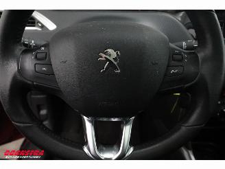 Peugeot 2008 1.2 PureTech Active Pano Navi Airco Cruise PDC 77.152 km! picture 19