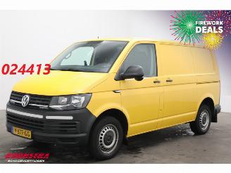 Ocazii auto utilitare Volkswagen Transporter 2.0 TDI 150 PK L1-H1 2X Schuifdeur Airco Cruise PDC AHK 2017/9