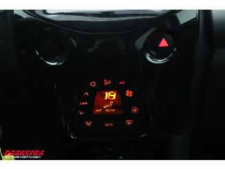 Peugeot 108 1.0 e-VTi Allure Bluetooth Clima Cruise Camera 83.534 km! picture 21