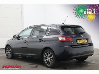 Peugeot 308 1.2 PureTech Aut. Allure Pano LED Navi Clima Cruise PDC picture 4