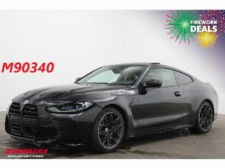 Vaurioauto  passenger cars BMW M4 Coupé Competition Schalensitze ACC Carbon HUD 360° H/K Memory 2023/4