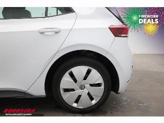 Volkswagen ID.3 Pure Oranje Edition 52 kWh LED ACC Apple/Android LRHZ SHZ picture 5