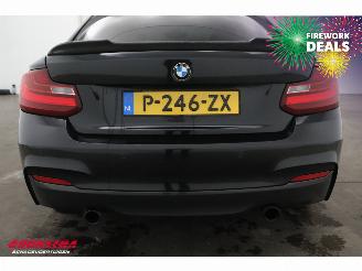 BMW 2-serie Coupé M240i Executive BiXenon Navi Clima Cruise SHZ PDC 147.428 km! picture 8