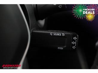 Renault Captur 1.3 TCe Aut. 140 Intens LED Navi Clima Cruise Camera PDC picture 25