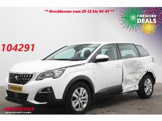 krockskadad bil auto Peugeot 5008 1.2 PT Executive 7-Pers. Navi Clima Cruise Camera AHK 2020/3