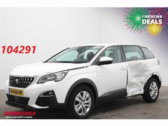 damaged passenger cars Peugeot 5008 1.2 PT Executive 7-Pers. Navi Clima Cruise Camera AHK 2020/3