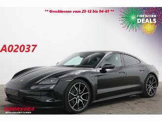 krockskadad bil auto Porsche Taycan 105 kWh Performance Pano Bose Memory ACC 2024/9